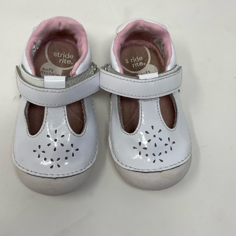 Stride Rite Soft Motion Baby and Toddler Girls Amalie Mary Jane Shoe size 6m